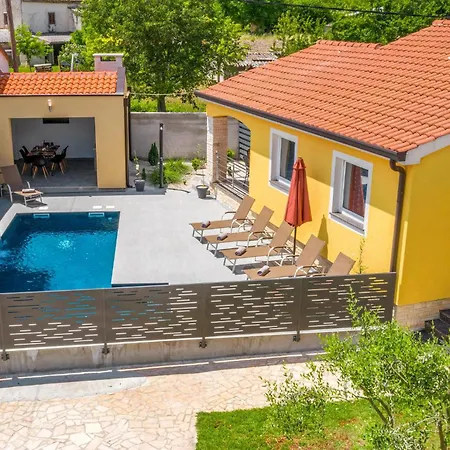 Holiday home Three-Bedroom Holiday Home In Porec *