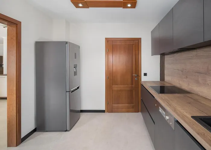 Three-bedroom In Porec * ポレッチ