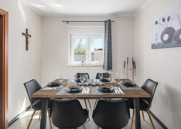 別荘 Three-bedroom In Porec