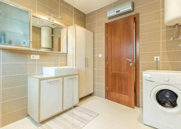 別荘 Three-bedroom In Porec