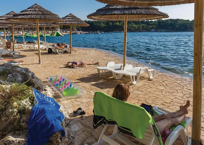 Three-bedroom In Porec * Ladrovici